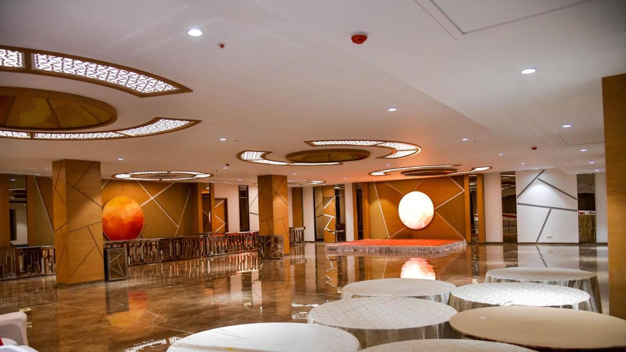 Shree Ganga Smb Hotels Ujaim Exterior foto