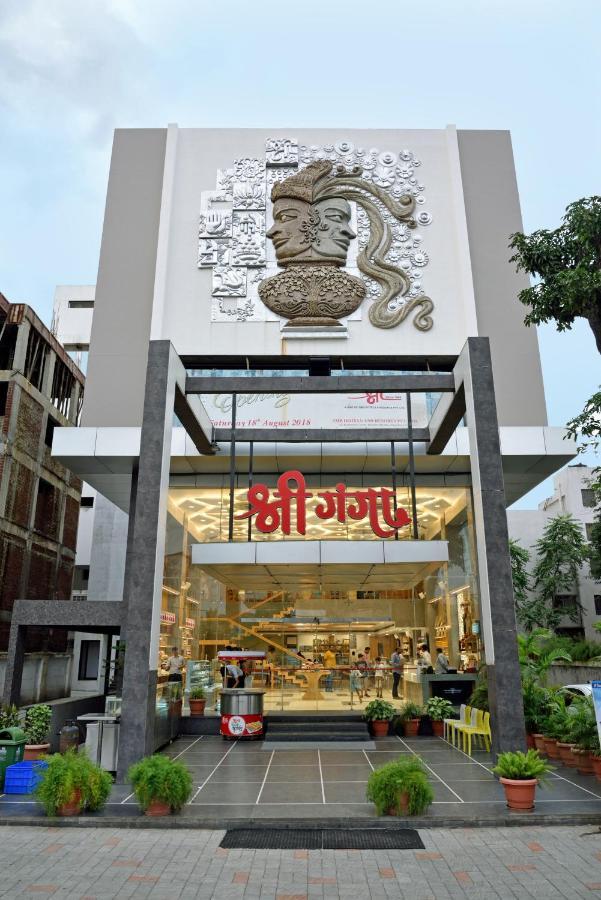 Shree Ganga Smb Hotels Ujaim Exterior foto